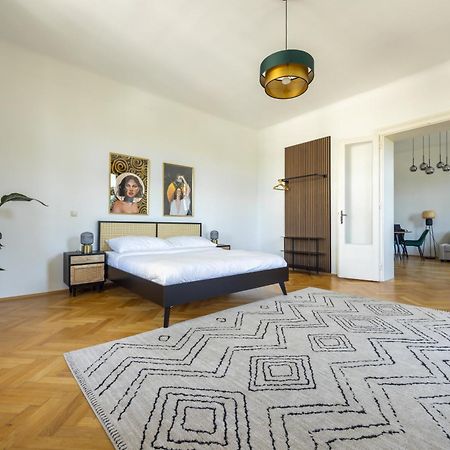 Imperial City Apartment Wina Bagian luar foto