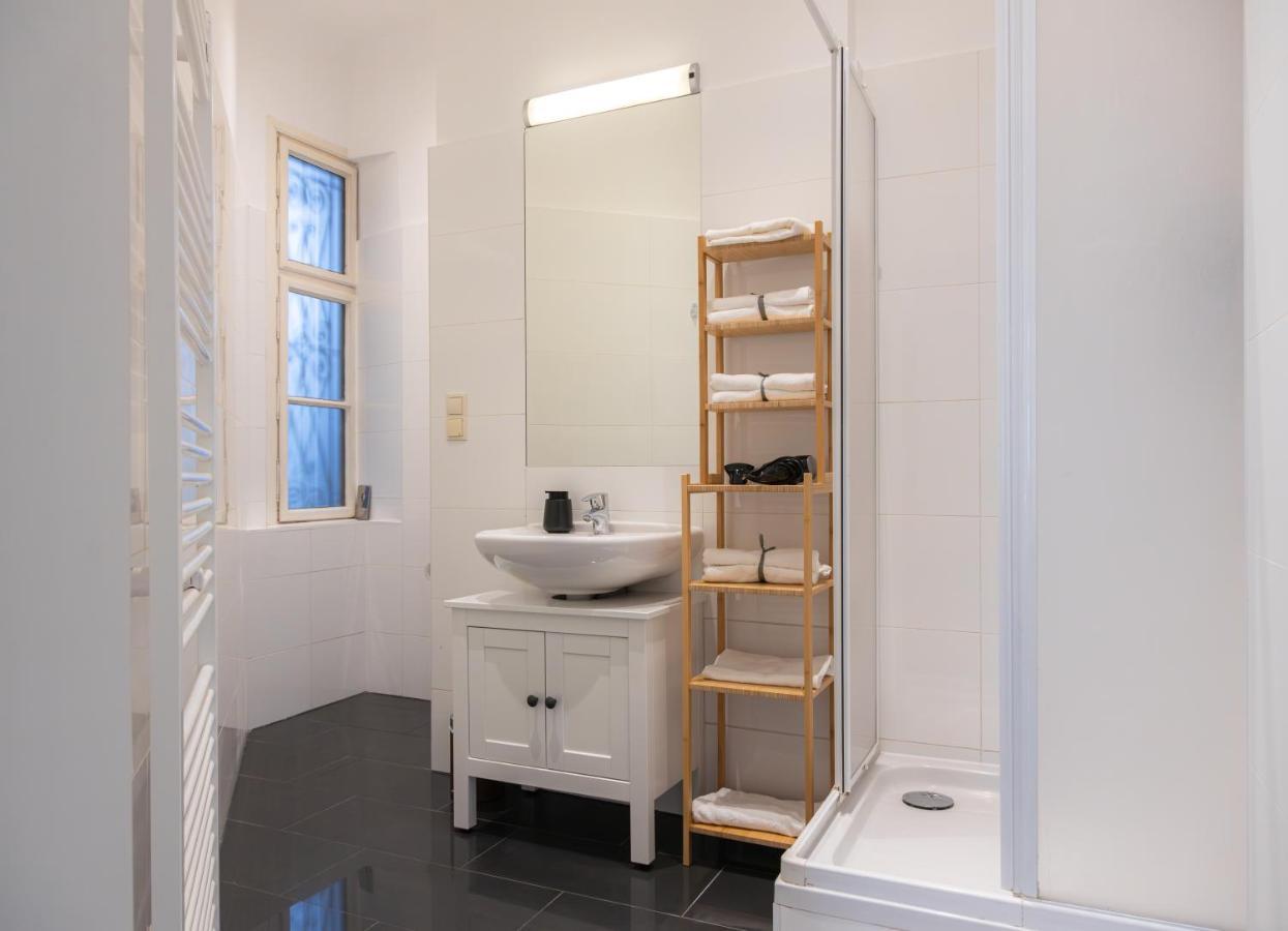 Imperial City Apartment Wina Bagian luar foto