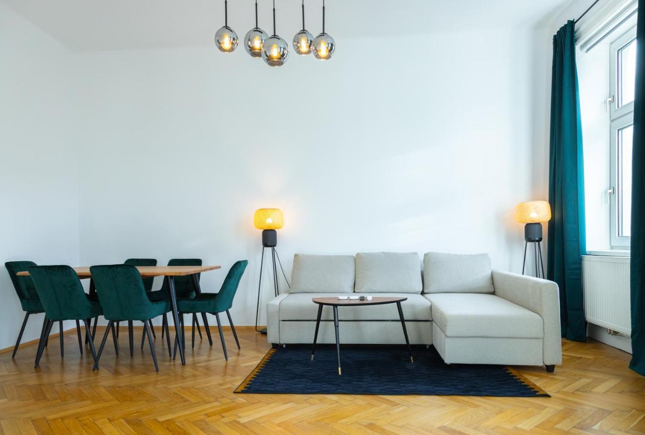 Imperial City Apartment Wina Bagian luar foto