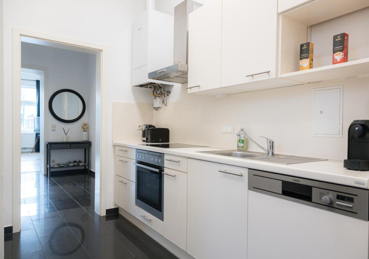 Imperial City Apartment Wina Bagian luar foto